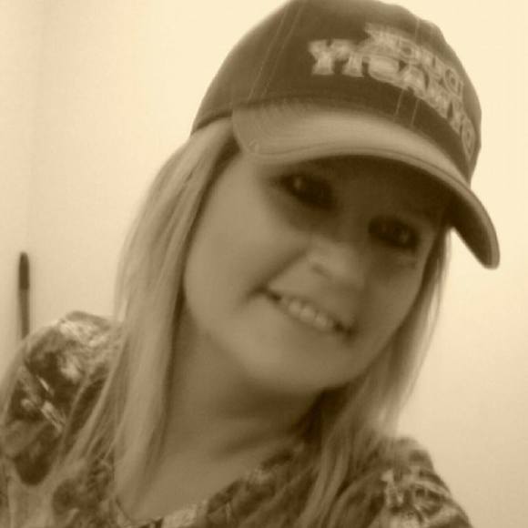 Meet your Posher, Lorrie - Picture 1 of 1